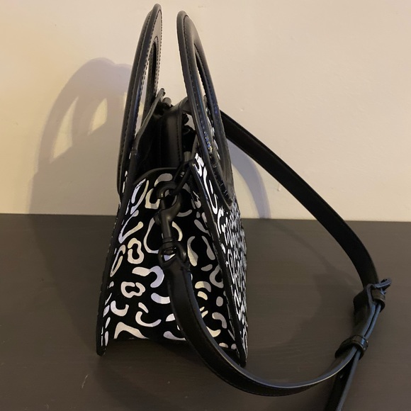 OPENING CEREMONY - Lynx black and white handbag - Picture 4 of 7